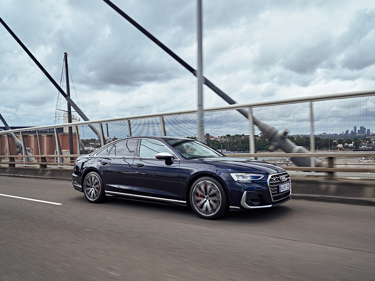 Audi S8