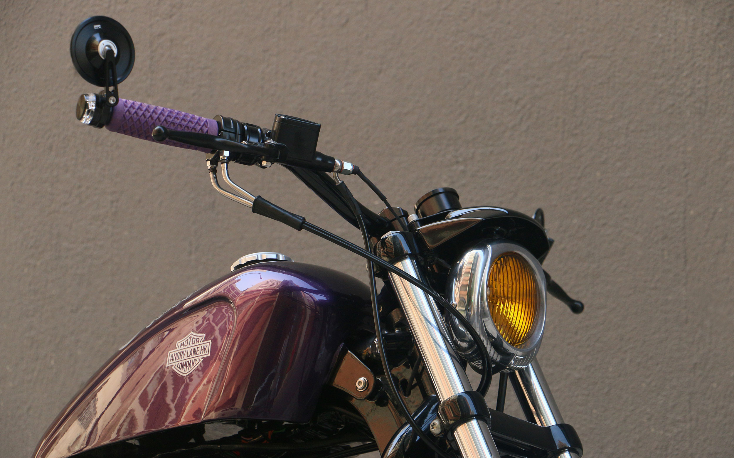 Bánh nhôm Italy, phanh nổi và đèn pha Electroline cổ điển đậm chất hot rod