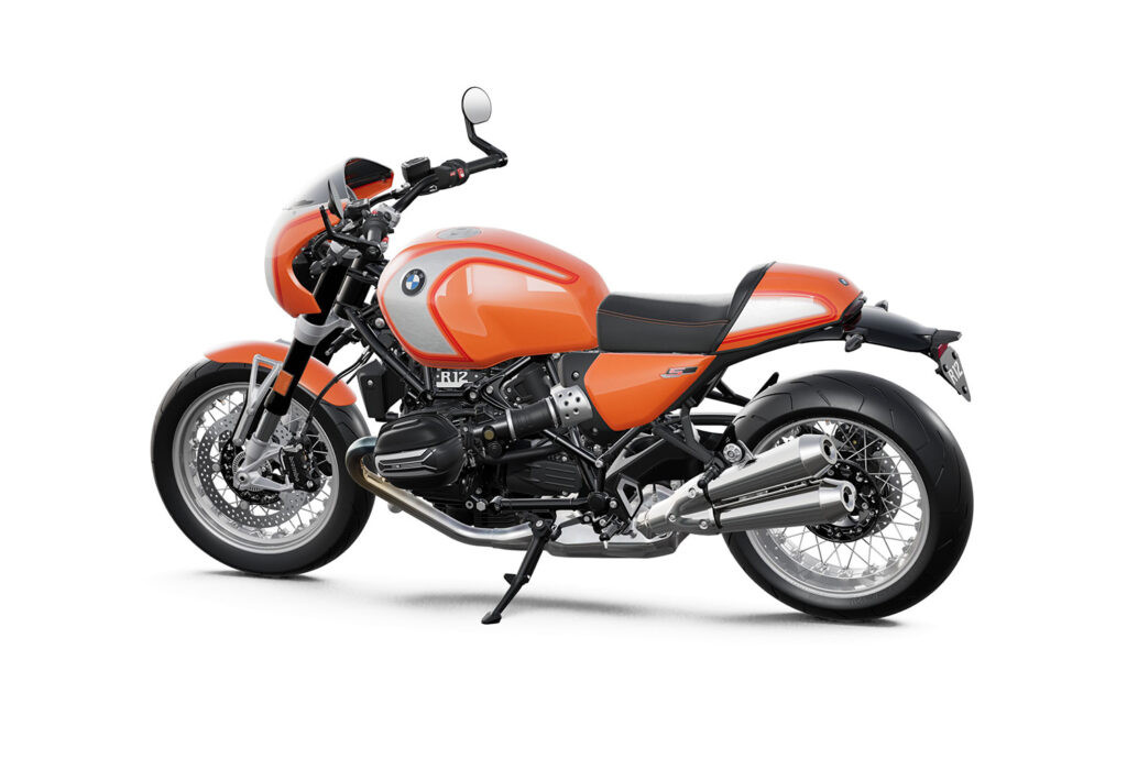 BMW R12 S trang bị động cơ Boxer, phanh Brembo, cấu hình cơ học hiện đại và mạnh mẽ