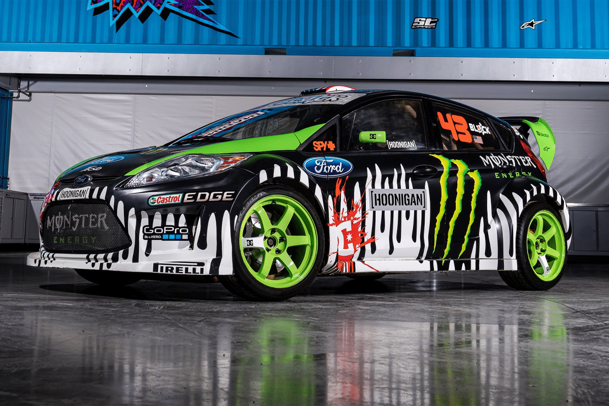 Chiếc Ford Fiesta GYM3 năm 2011 của Ken Block nổi bật với thiết kế hoang dã, phong cách drift đậm chất nghệ sĩ