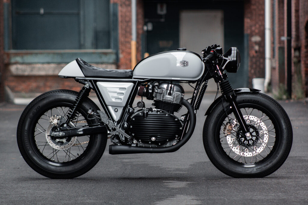 Chiếc Royal Enfield 650 độ phong cách cafe racer với tên gọi "Imperfecta"