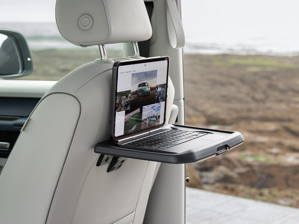 Cửa sổ trời toàn cảnh Smart Glass trên VW ID. Buzz Pro