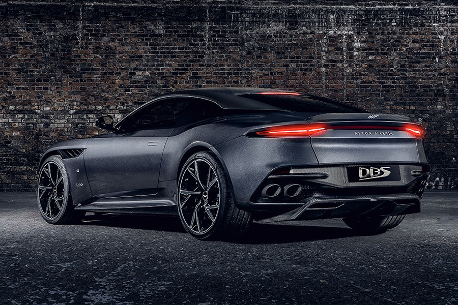 DBS Superleggera 007 và các chi tiết carbon sắc sảo