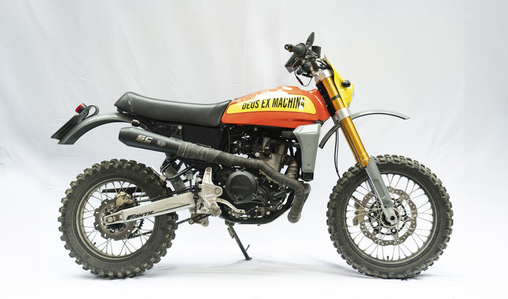 Fantic Caballero 500 phong cách scrambler cổ điển được Deus Milan phục dựng hoàn hảo