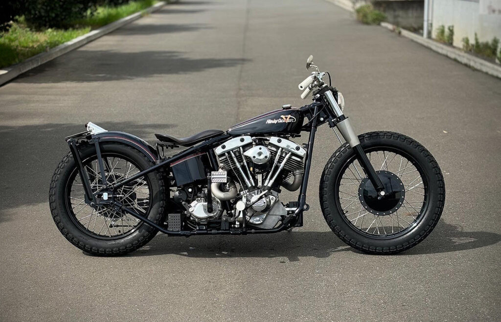 Harley độ phong cách Bobber tại Nhật Bản