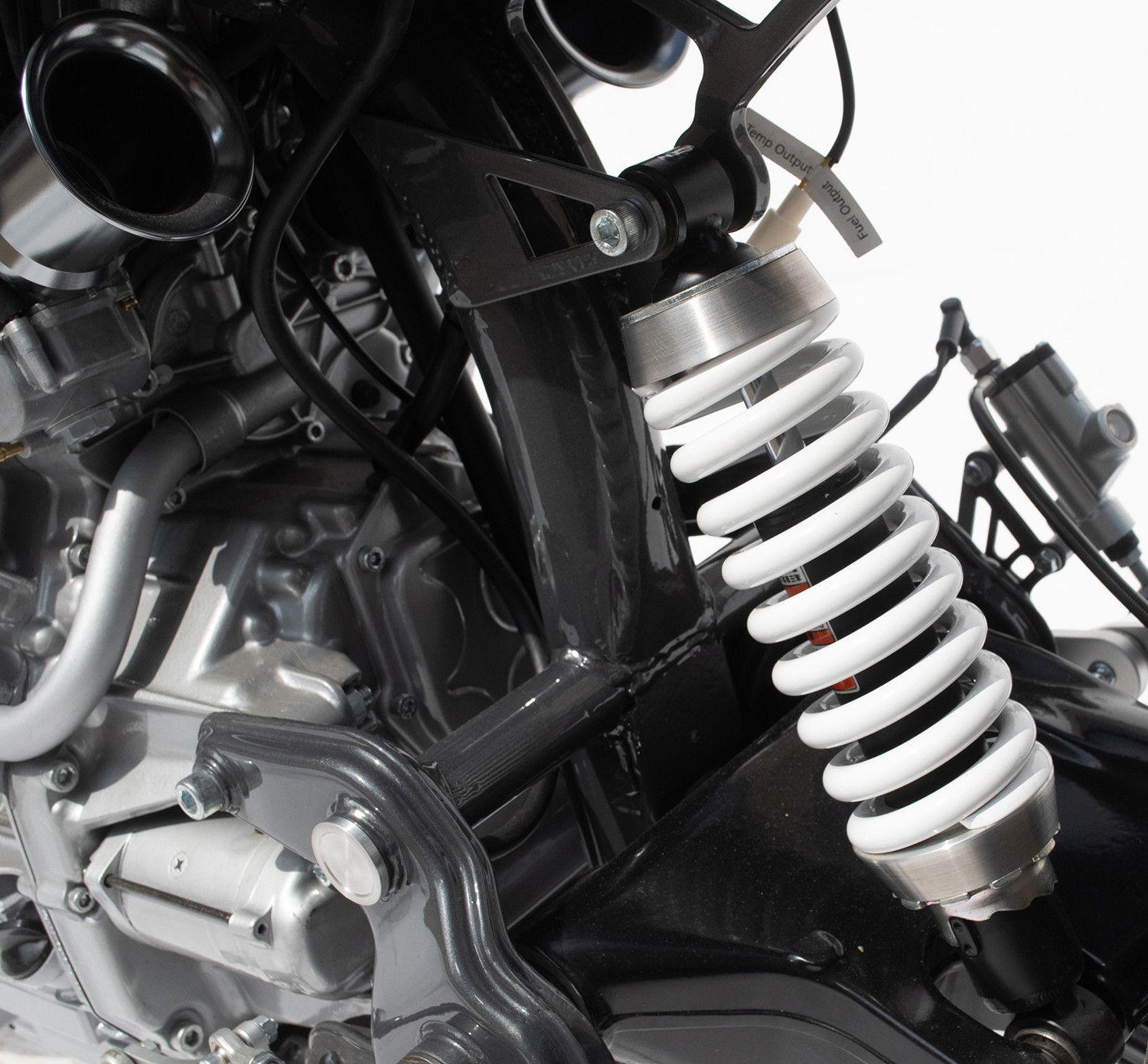 Hệ thống gắp đơn BMW kết hợp phanh đĩa hiện đại