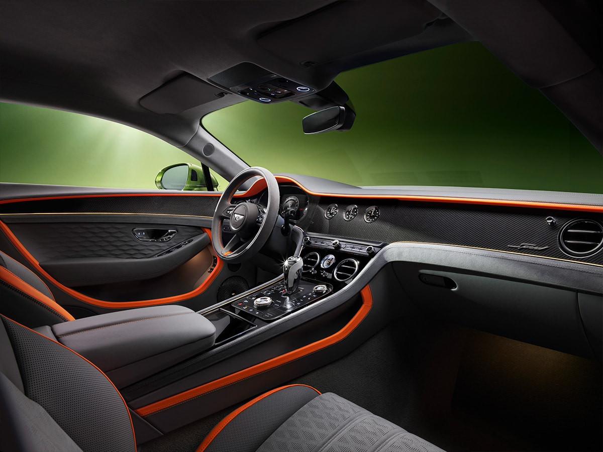 Khoang nội thất Bentley Continental GT Speed 2025 với thiết kế mới đầy tinh tế