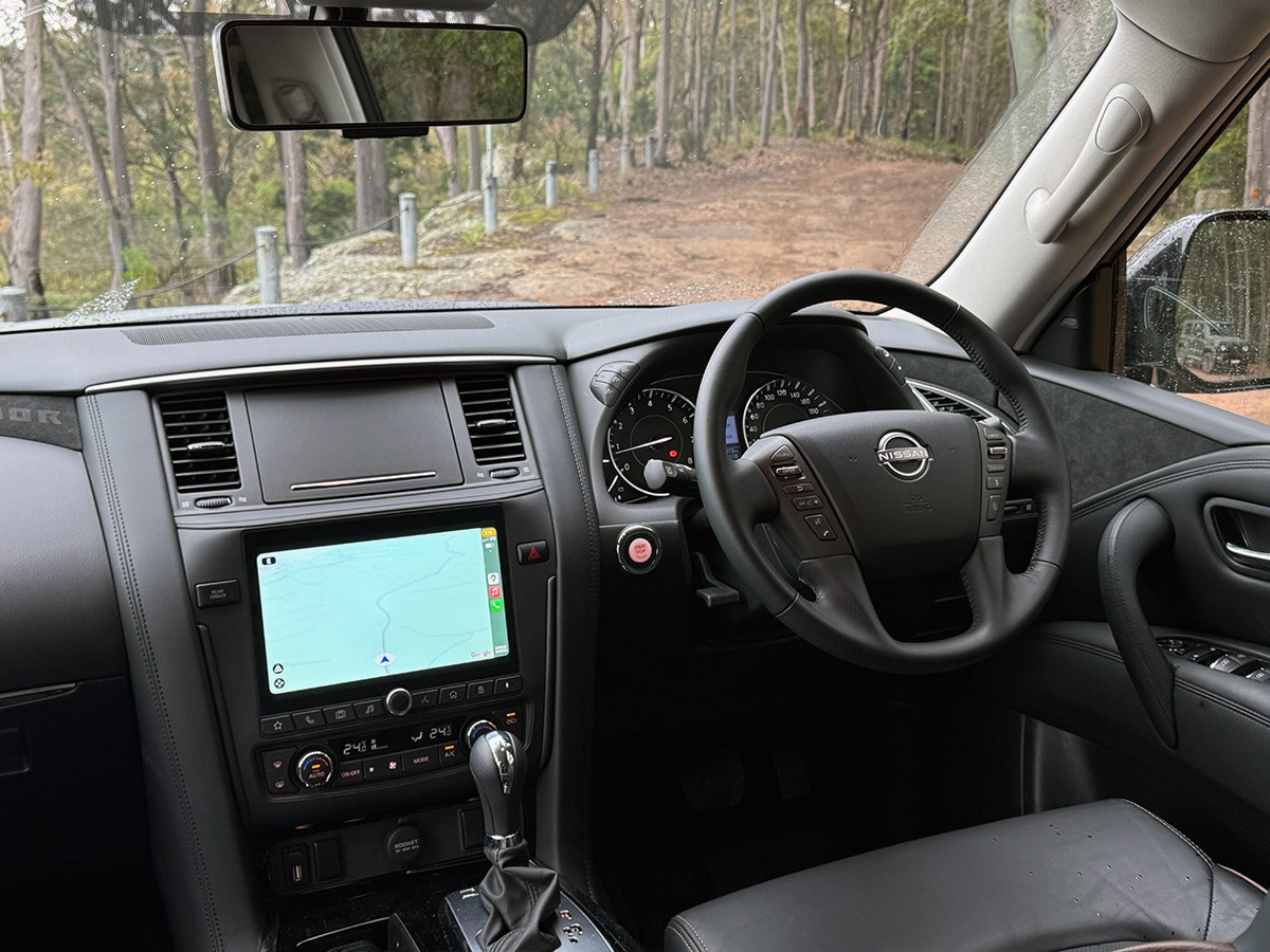 Khoang nội thất của Nissan Patrol Warrior 2024
