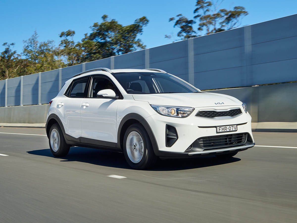 Kia Stonic S - thiết kế năng động, vận hành hiệu quả