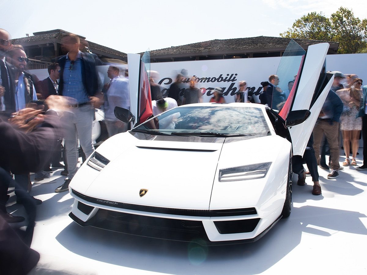 Lamborghini Countach LPI 800-4 tại Monterey 2021
