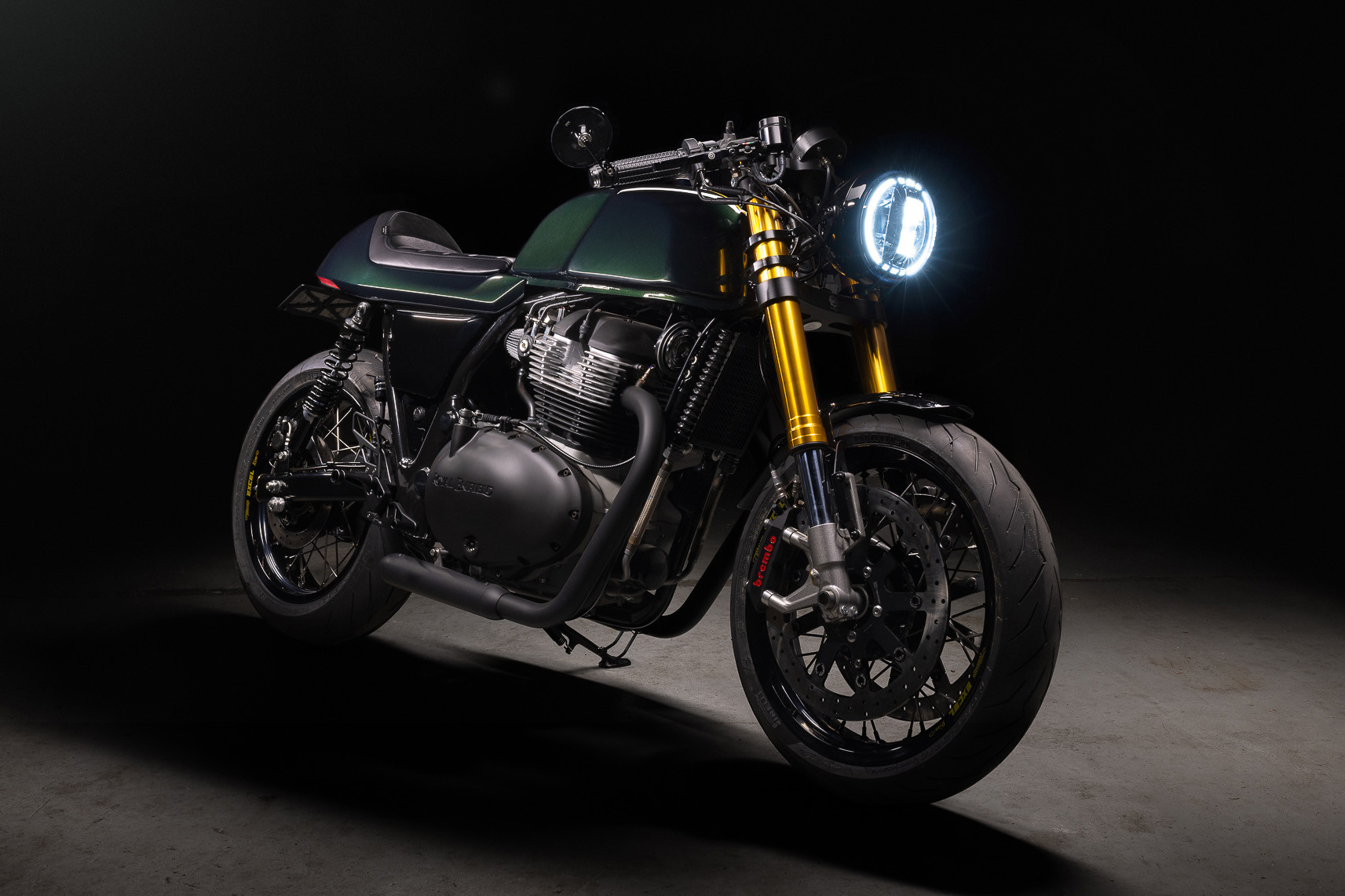 Lớp sơn Metallic Green lấy cảm hứng từ Mustang Bullitt đầy phong cách