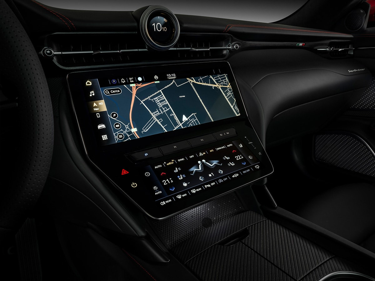 Màn hình điều khiển trung tâm Maserati GranTurismo