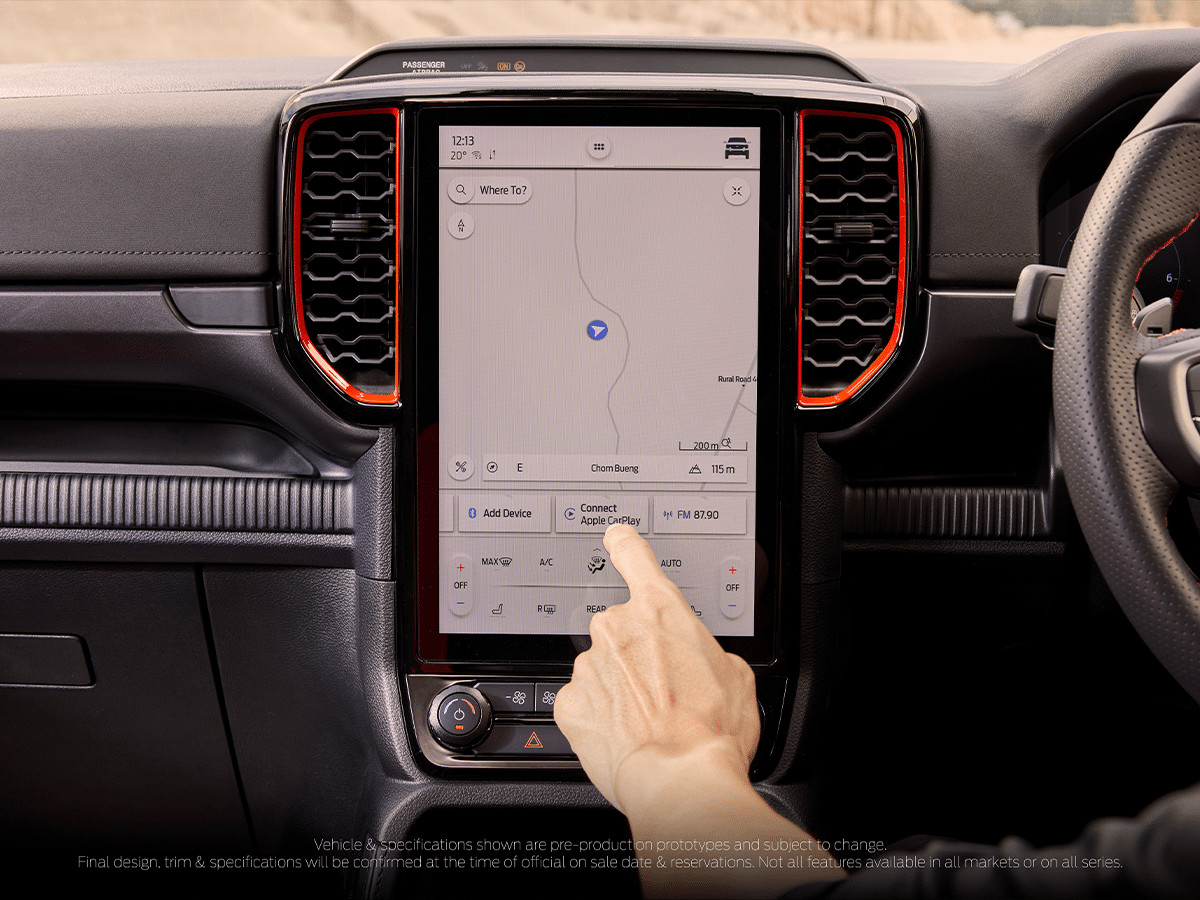 Màn hình giải trí SYNC 4 lớn, hỗ trợ Apple Carplay và Android Auto không dây