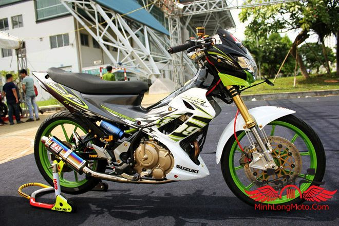 Mẫu độ Raider 150 FI ấn tượng