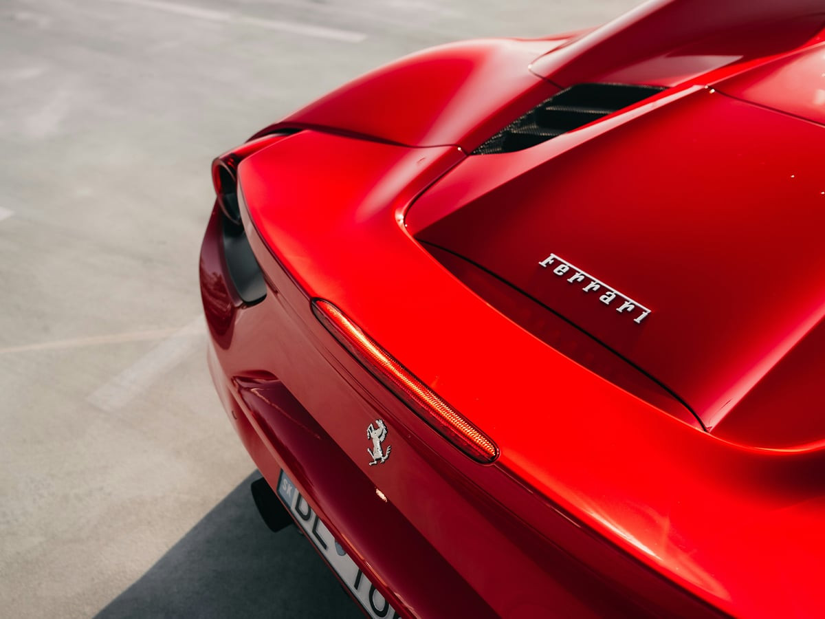 Nguyên mẫu thử nghiệm Ferrari EV tại Maranello | Ảnh: Paul Kansonkho