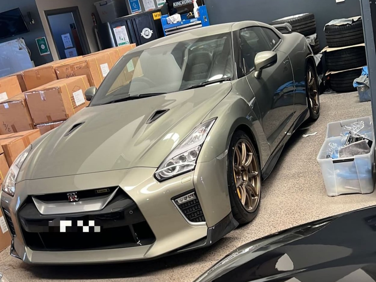 Nissan GT-R T-Spec màu Millenium Jade tại Úc
