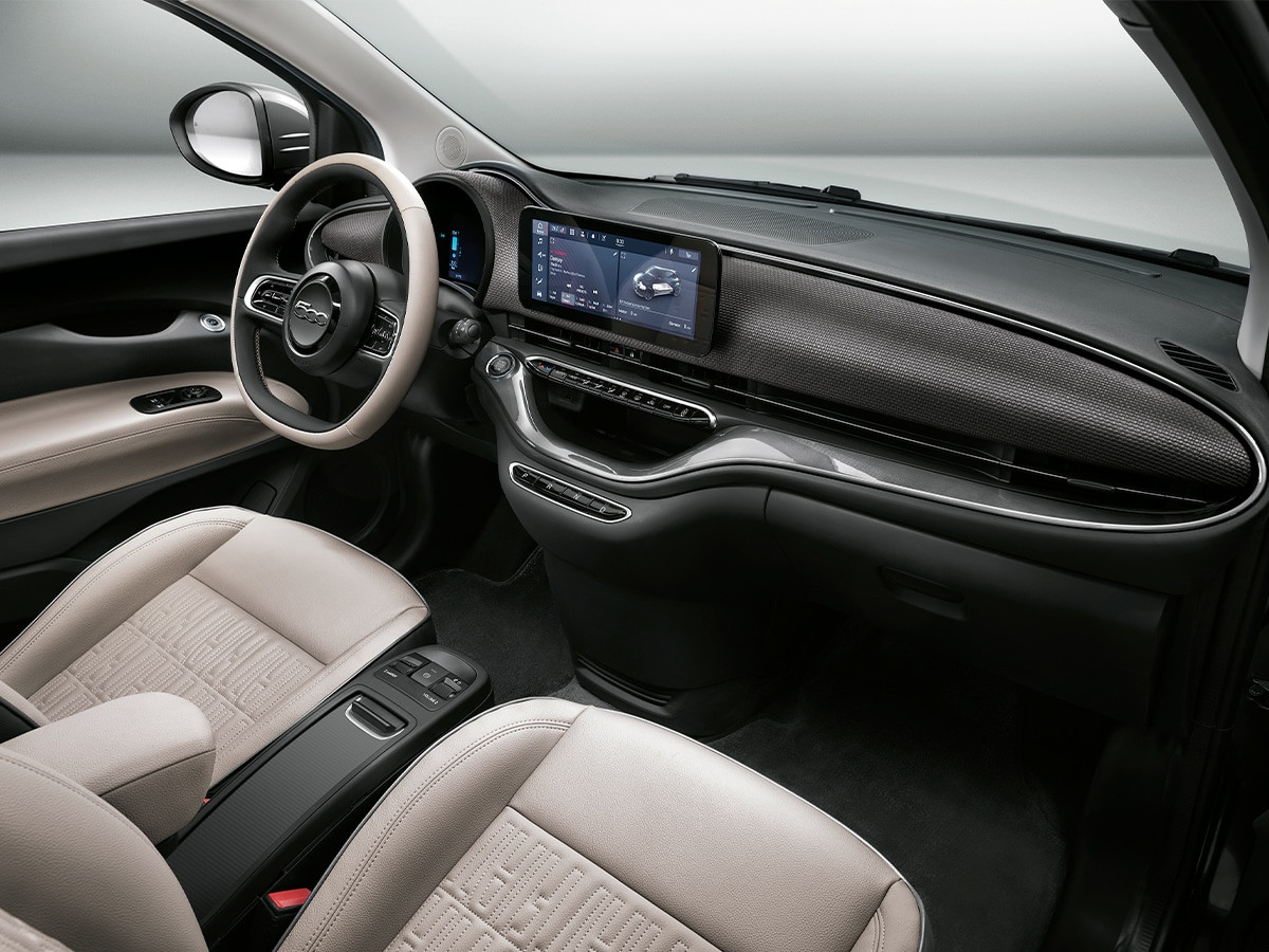 Nội thất Fiat 500e 2023 kết hợp cổ điển và công nghệ