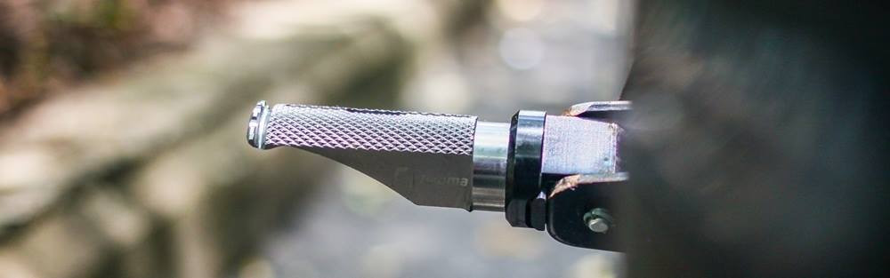 Ốp pô carbon và chi tiết nhỏ tăng vẻ chất chơi cho xe
