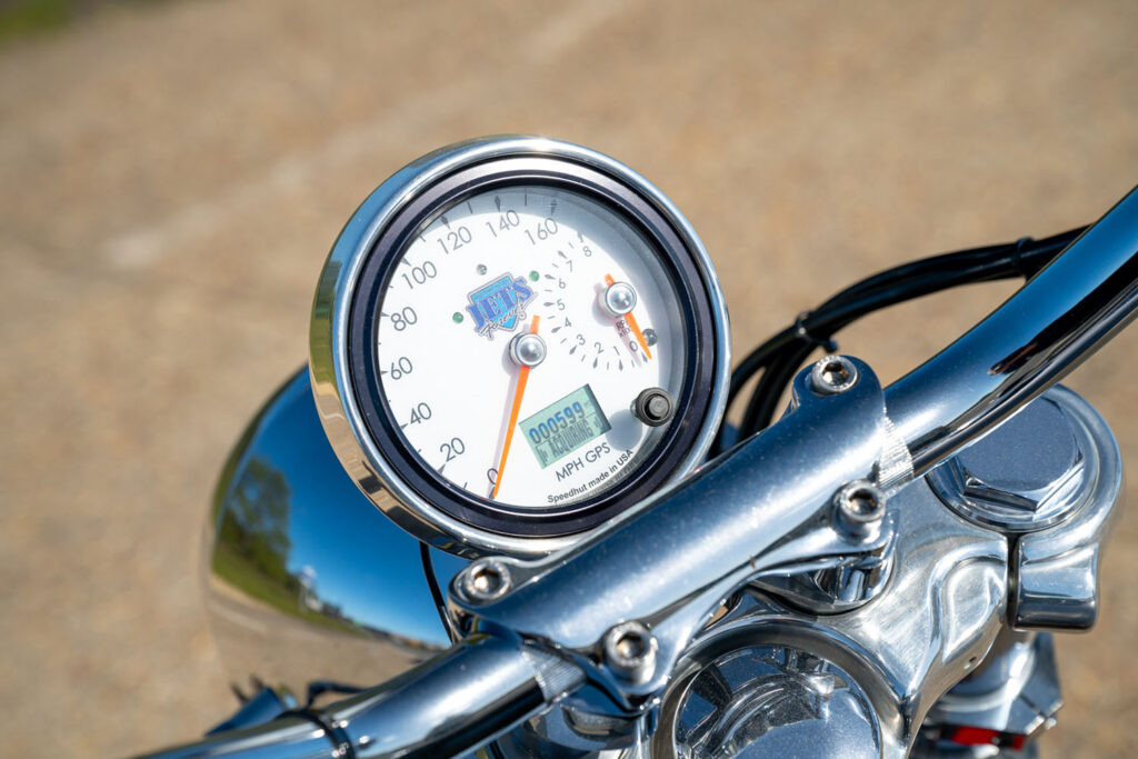 Phối cảnh tổng thể Harley-Davidson FXDL 107ci GTO mang đậm chất Mỹ và tâm huyết độ xe