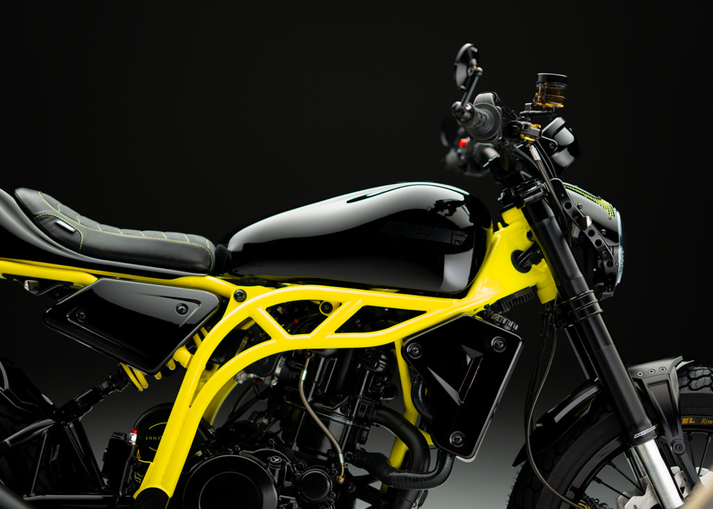 Phong cách đậm chất Flat Track của Spitfire Tracker