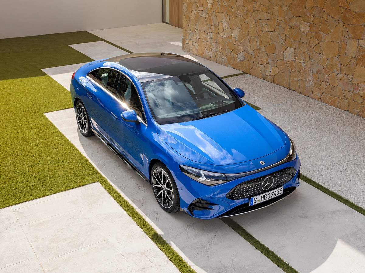 Sedan điện Mercedes-Benz CLA nhìn từ trên cao