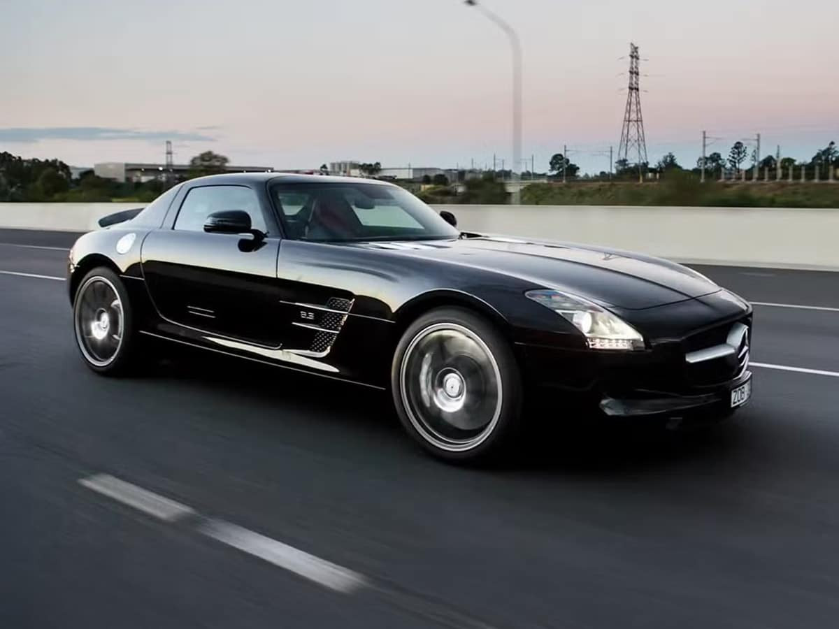 SLS AMG – mẫu xe đánh dấu kỷ nguyên độc lập của AMG