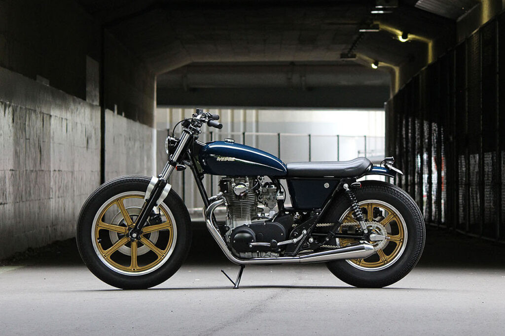 Yamaha XS650 độ với thiết kế tinh tế và tối giản
