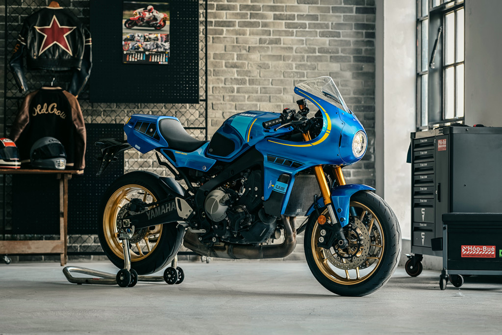 Yamaha XSR900 C-S Kit với bộ quây trước kiểu retro