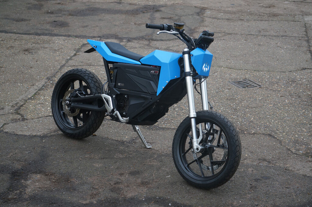 Zero FXS &quot;tái sinh&quot; ngoạn mục sau khi bị trộm