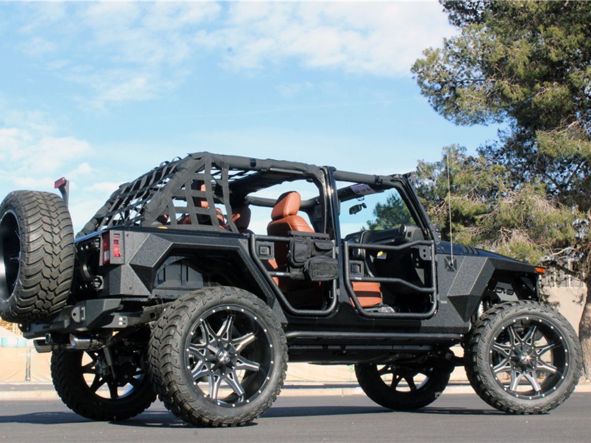 2018 Jeep Wrangler Unlimited Custom bên hông