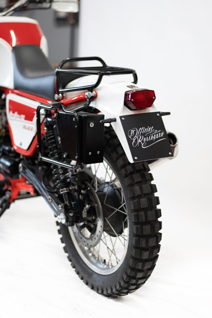 Bình xăng nhôm Moto Guzzi phiên bản tùy chỉnh sáng tạo
