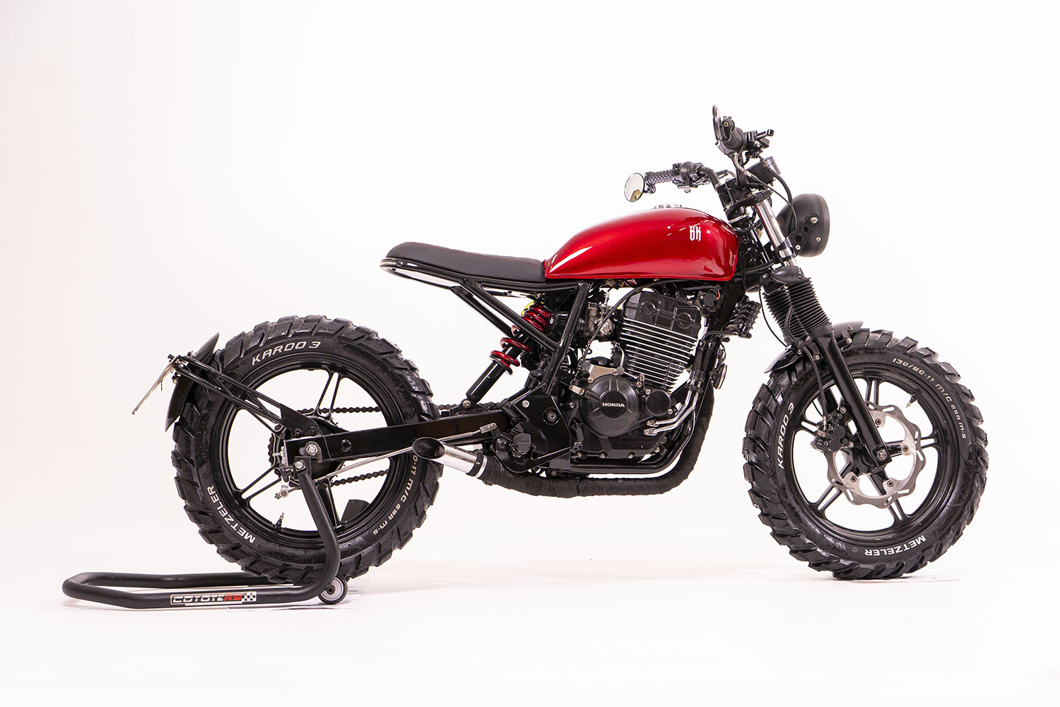 BKing Kustoms độ Honda CB300F thành Scrambler