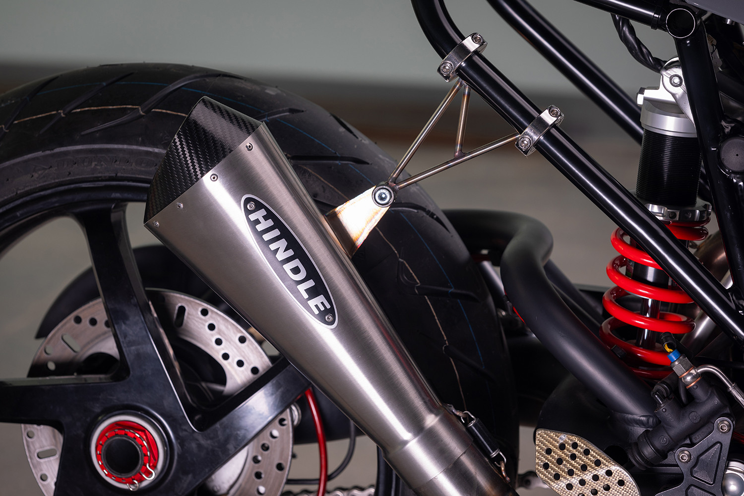 Chi tiết hoàn thiện của xe Ducati S2R