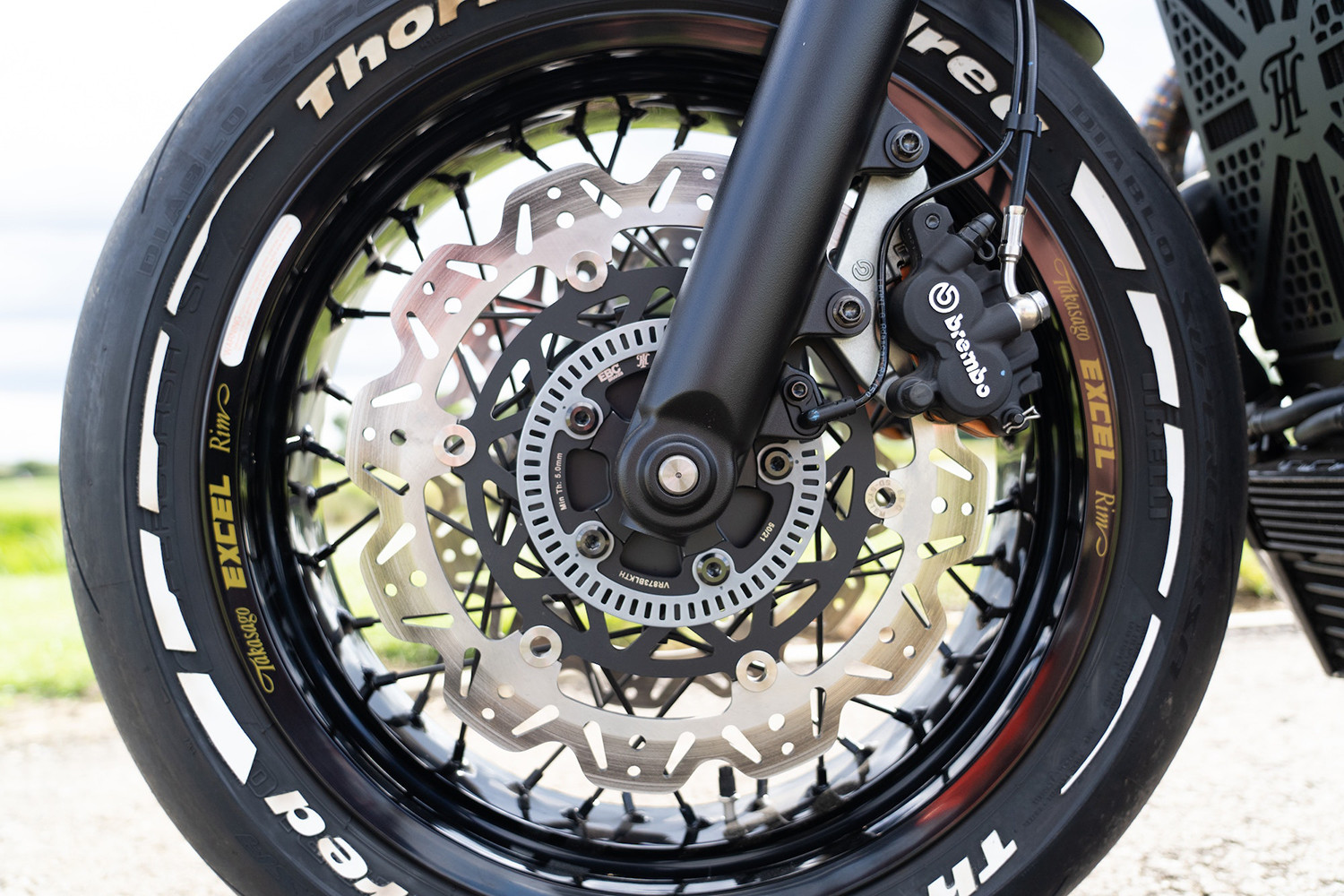 Động cơ tăng áp Rotrex trên Triumph Bobber