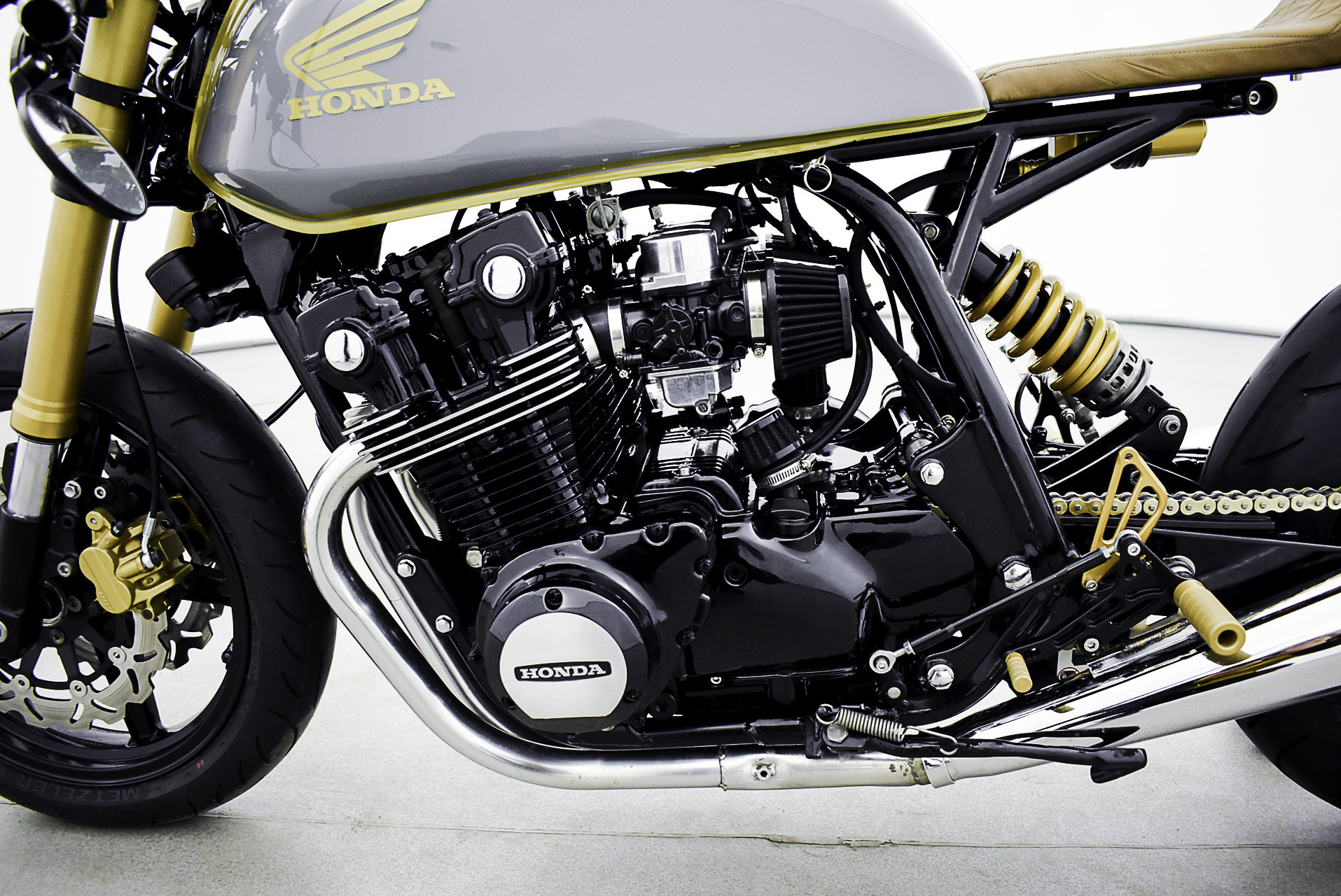 Hệ thống phanh mới trên Honda CB900