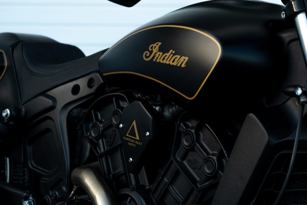Indian Scout Bobber hoành tráng sau khi độ
