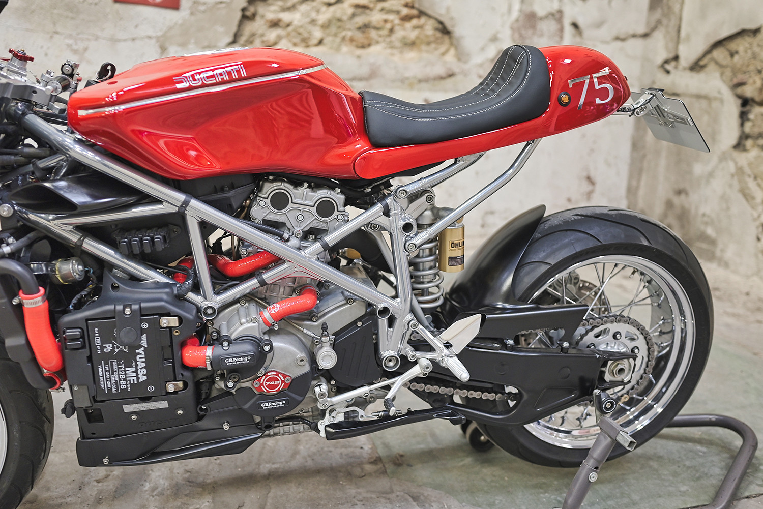 Khung phụ mới của Ducati 749
