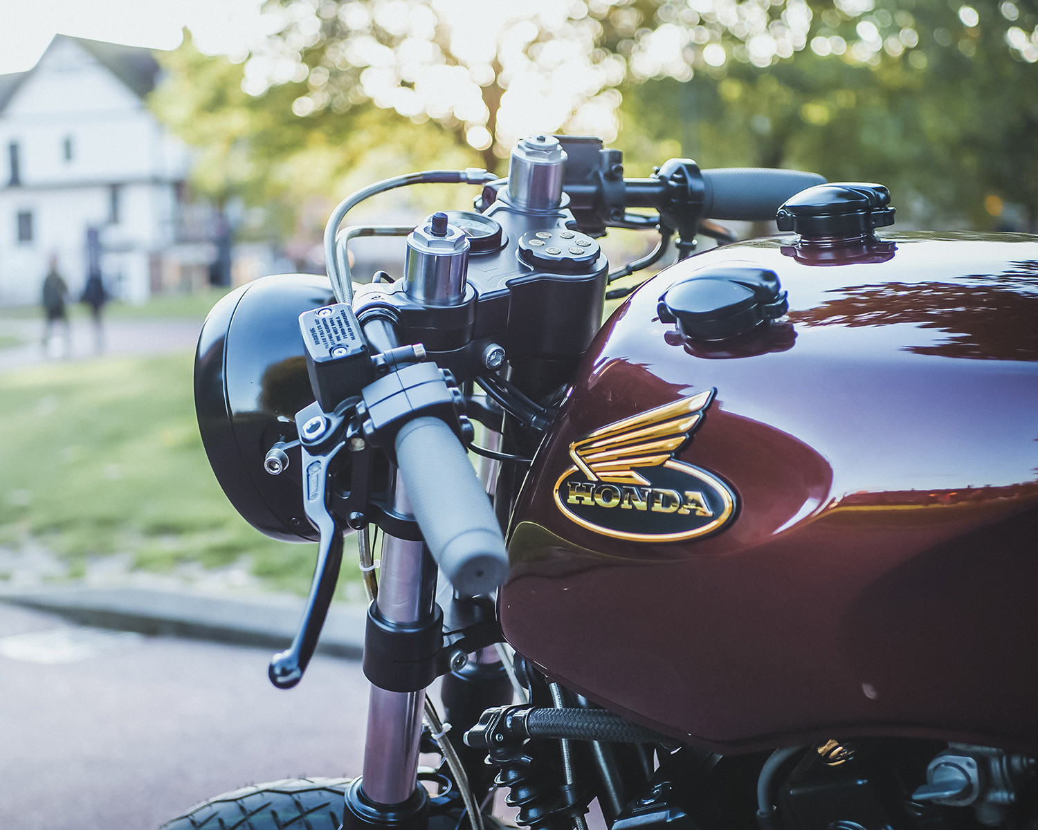 Khung xe và động cơ Honda CBX750 đã được nâng cấp