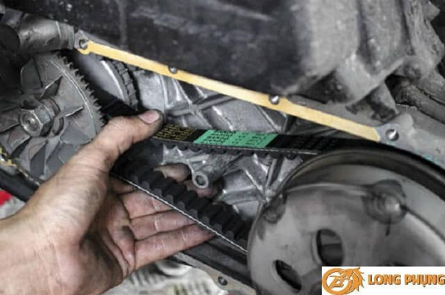 Nồi xe tay ga đi được 20000 km cần thay đổi một số bộ phận quan trọng