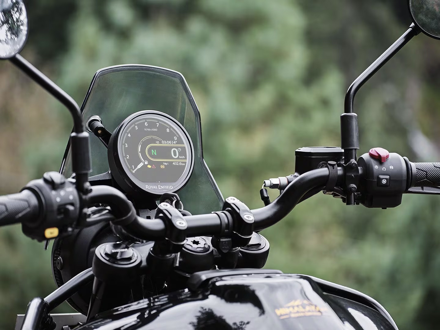 Royal Enfield Himalayan 2024