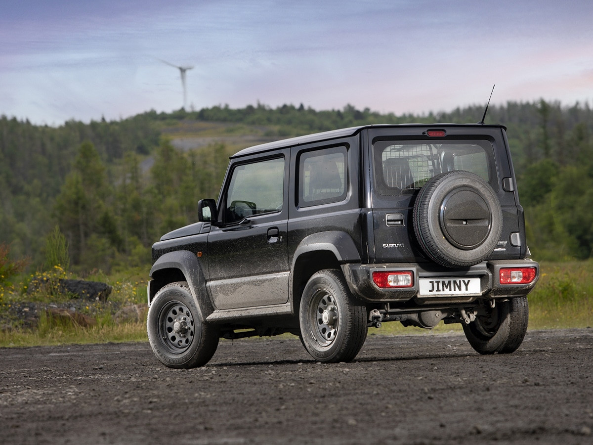 Suzuki Jimny - Nội thất đơn giản