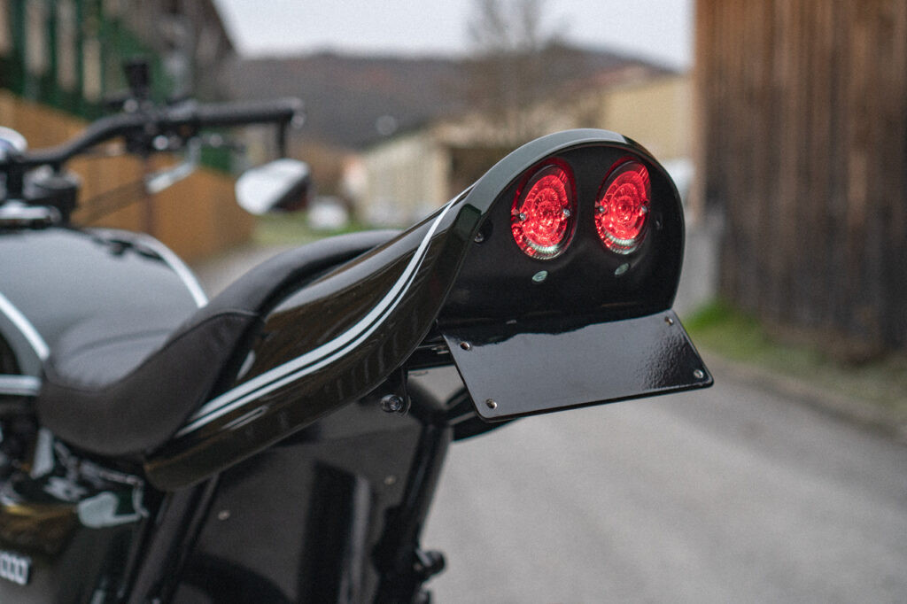 Thiết kế ngoại thất của Kawasaki Z1000