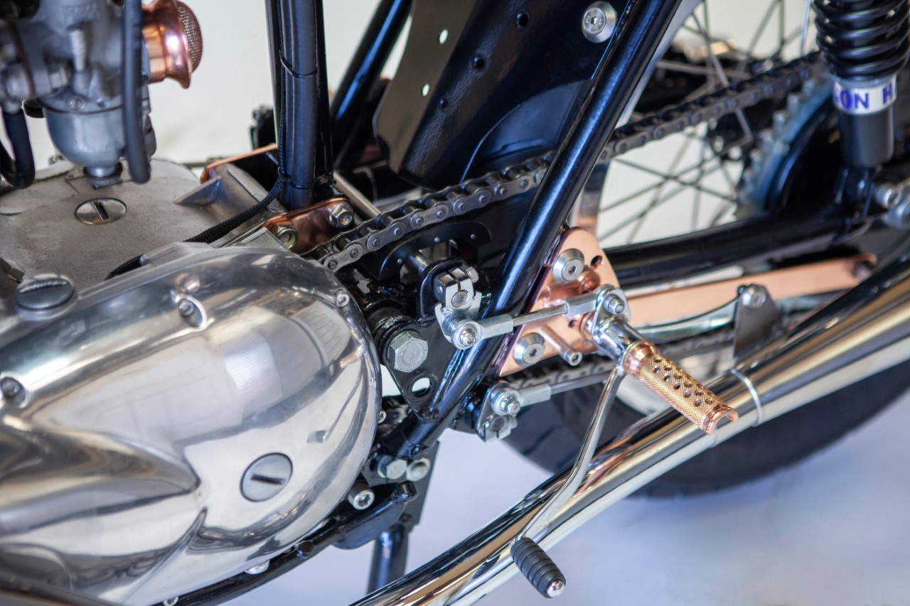 Triumph Daytona 1971 trong quá trình chế tác