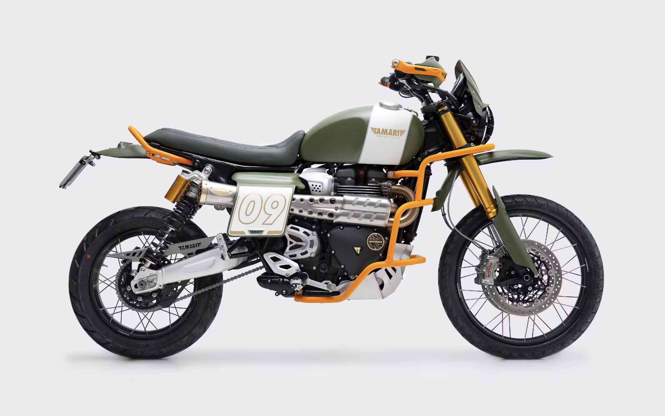 Triumph Scrambler 1200 XE tại lễ hội âm nhạc Monegros