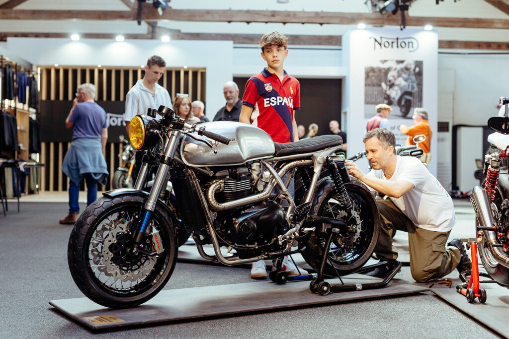 Triumph Thruxton R hoàn thiện tại sự kiện