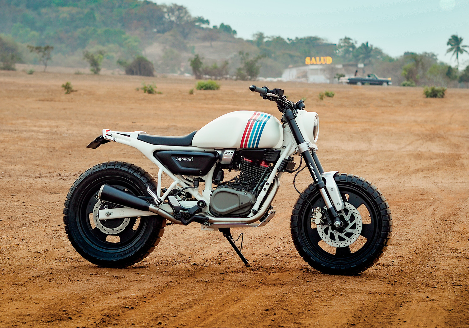 TVS Ronin độ từ JvB-moto