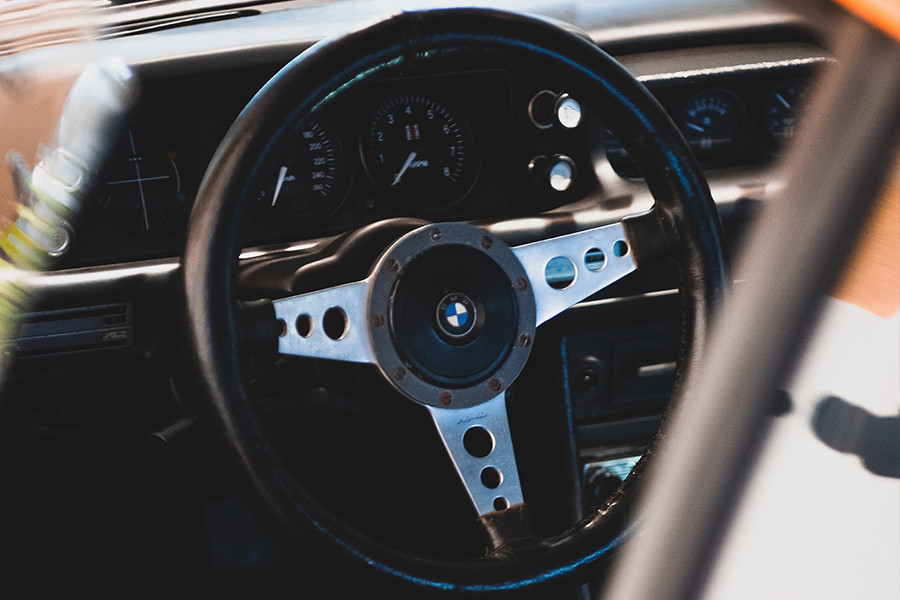 Vô lăng xe BMW 2002