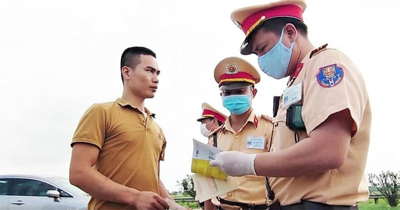 Alt text: Mức phạt khi mất giấy tờ xe ô tô