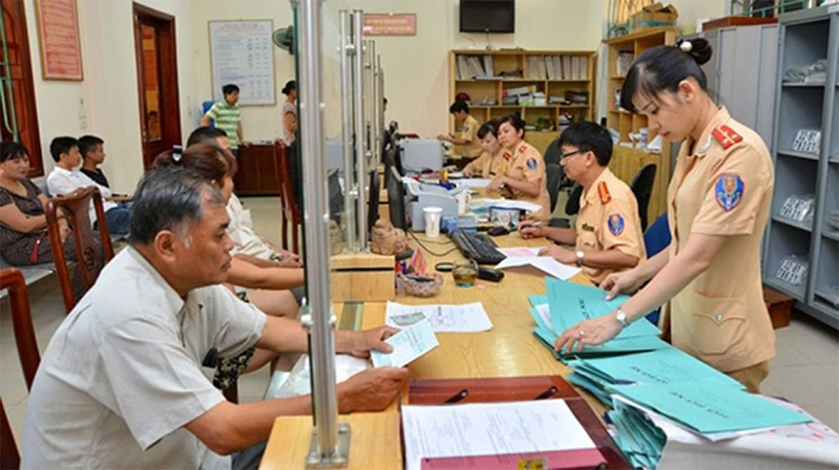 Alt: Thủ tục đăng ký biển số xe tại TP. Hồ Chí Minh