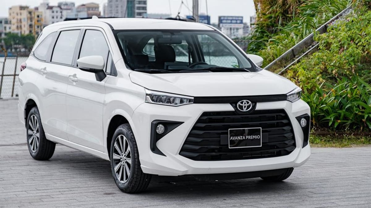 Alt: Toyota Avanza - Xe 7 chỗ giá rẻ